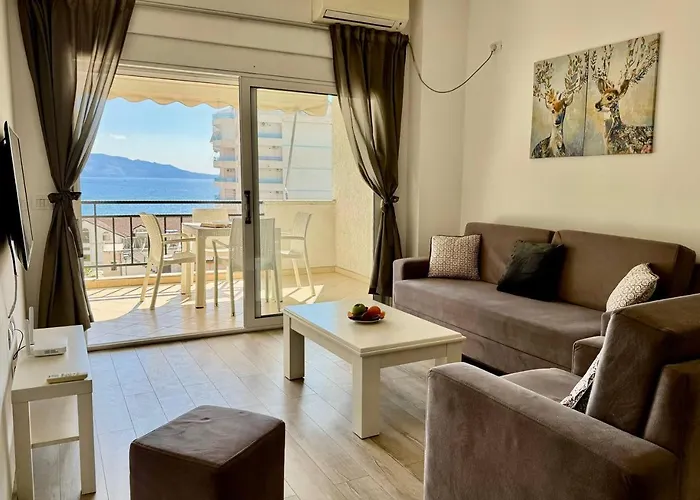 Morina Sea View 公寓