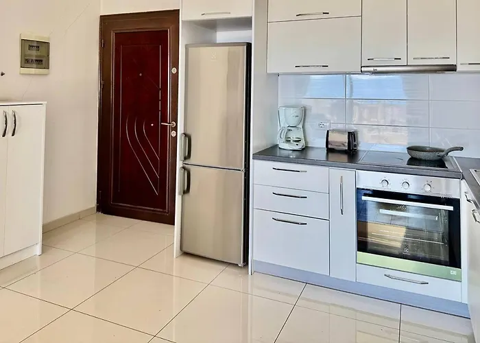 Morina Sea View アパート